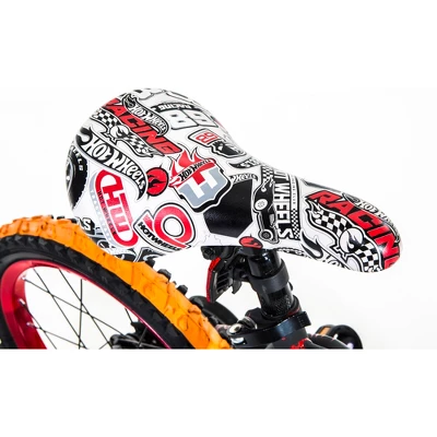 Hot Wheels 16" Kids' Bike - Black/Red - Image 4