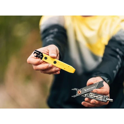 Magura Disc Brake Multi-Tool And Tire Lever - Image 2